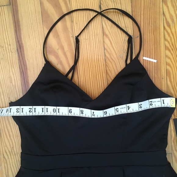 CLOSET CLEAR OUT SALE - NWT Lulu’s black satin cocktail dress - Picture 9 of 11